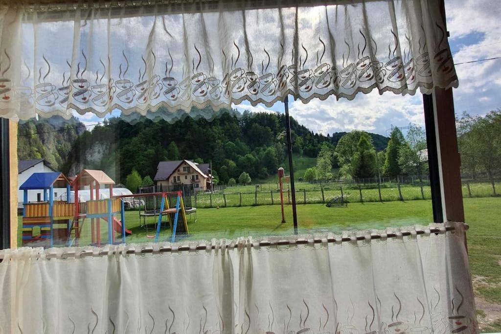 Casa Petruta Dambovicioara Hotel Podu Dimbovitei Eksteriør billede