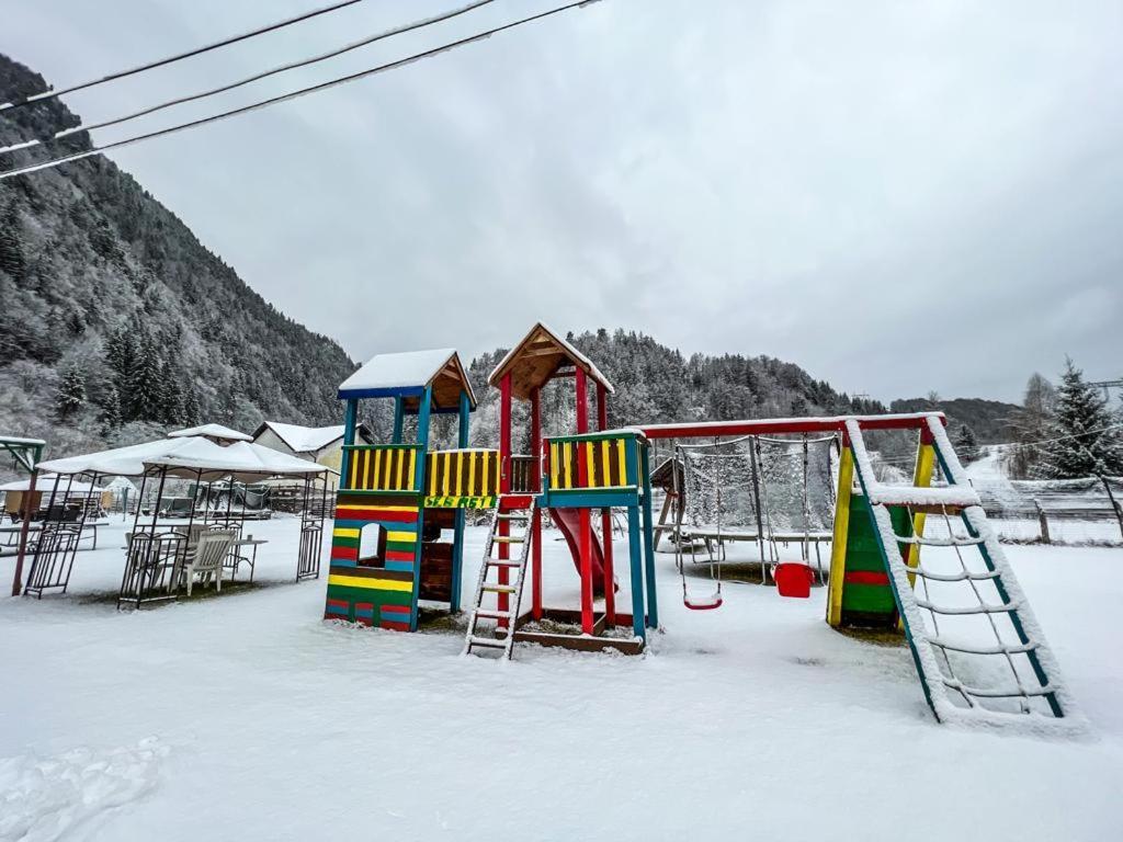 Casa Petruta Dambovicioara Hotel Podu Dimbovitei Eksteriør billede