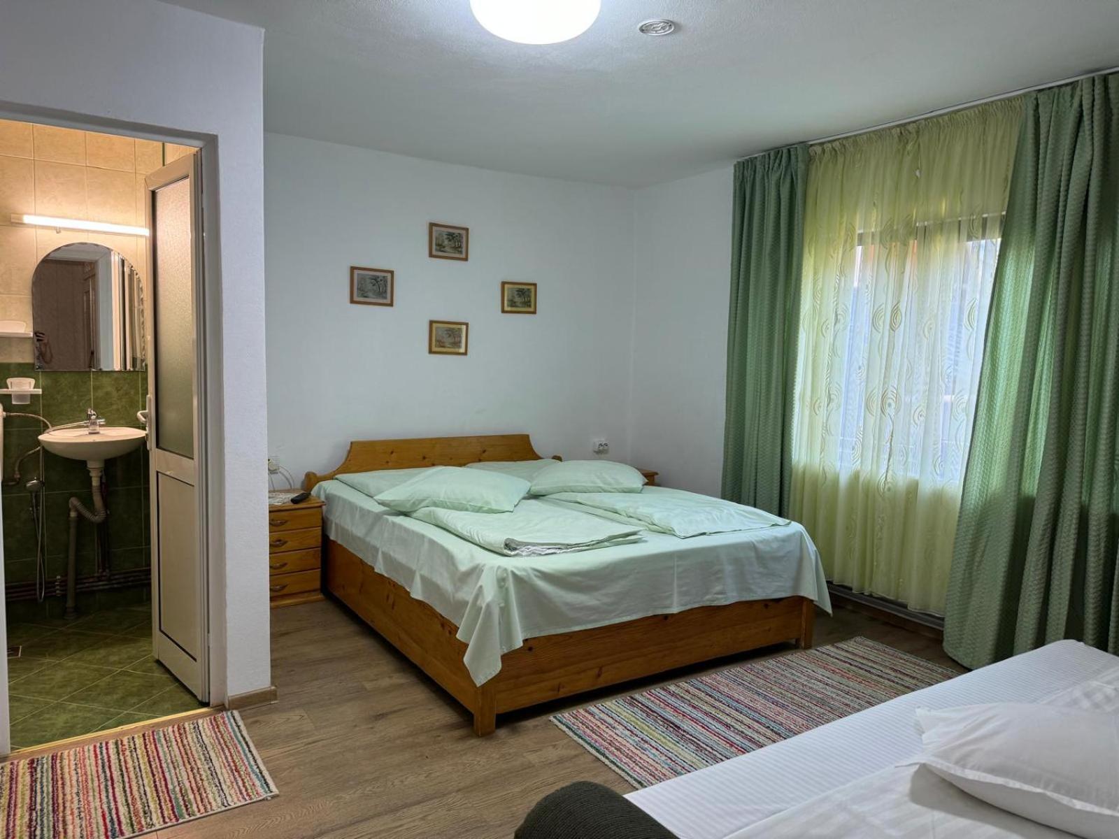 Casa Petruta Dambovicioara Hotel Podu Dimbovitei Eksteriør billede