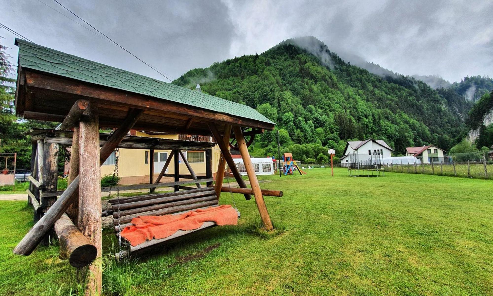 Casa Petruta Dambovicioara Hotel Podu Dimbovitei Eksteriør billede